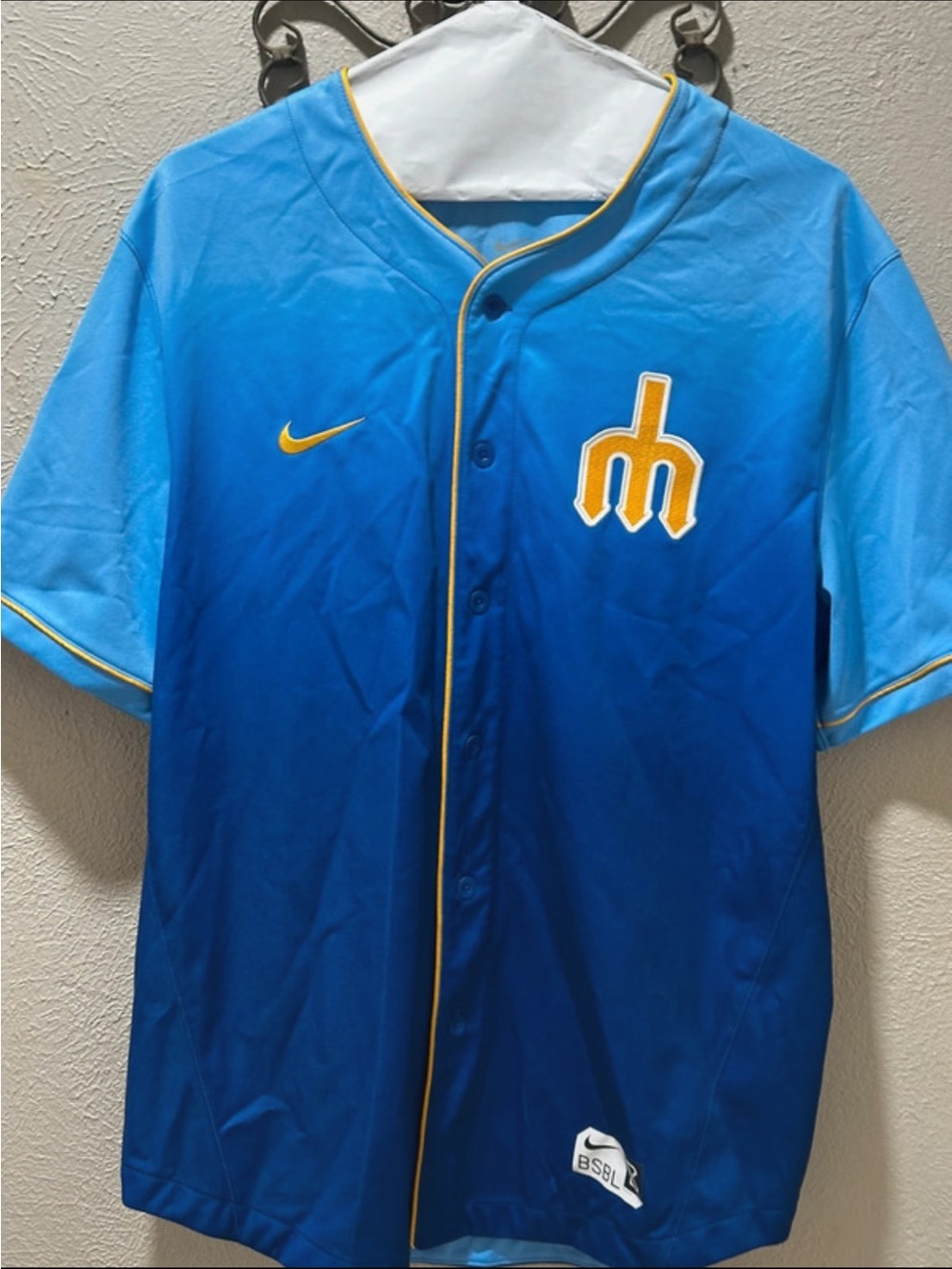 Nike Men’s Blue Gradient Baseball Jersey with Gold Trim